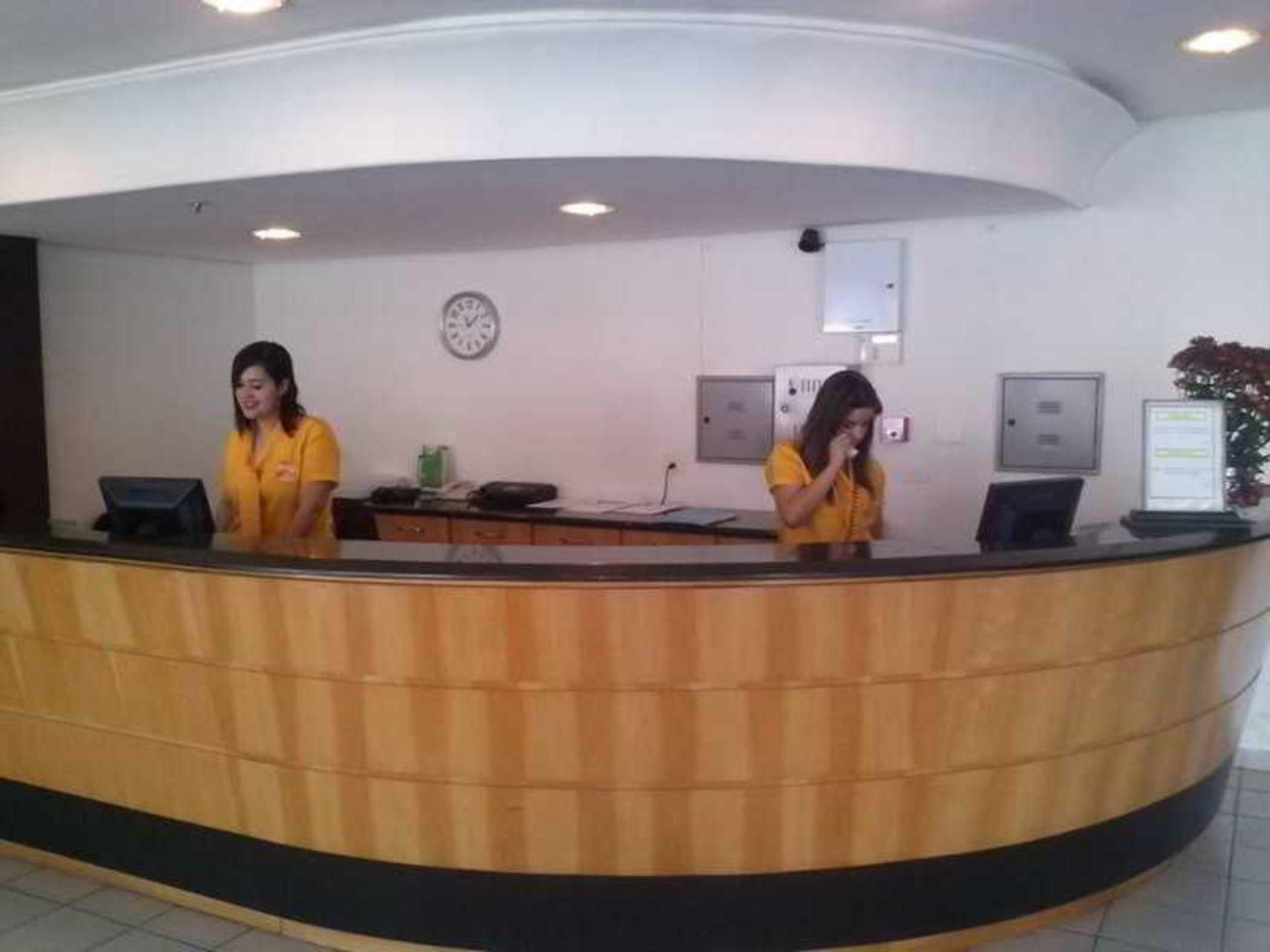 瓜鲁柳斯黑貂酒店 瓜卢流斯 外观 照片